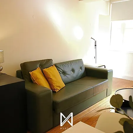 Appartement Mystay - The Poet - Fernando Pessoa