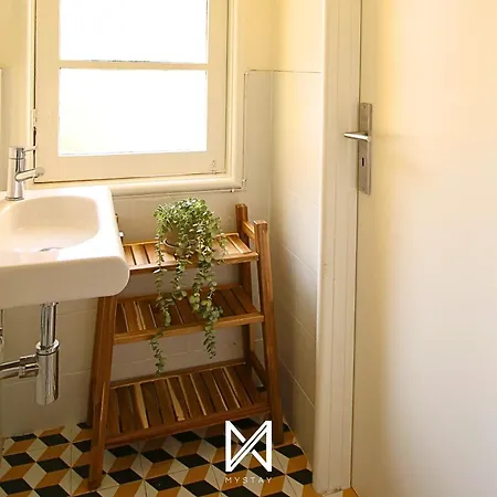 Apartment Mystay - The Poet - Fernando Pessoa Porto