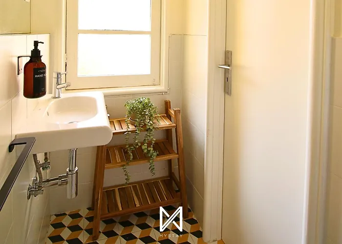 Apartman Mystay - The Poet - Fernando Pessoa Porto
